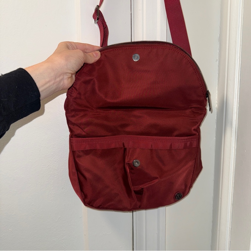 lululemon athletica Red Crossbody Bag - Picture 4 of 9